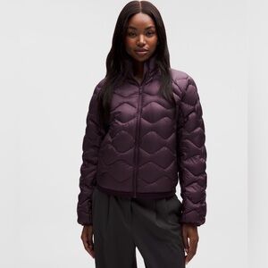 Lululemon 900 down fill featherweight puffy quilted women’s jacket black plum S